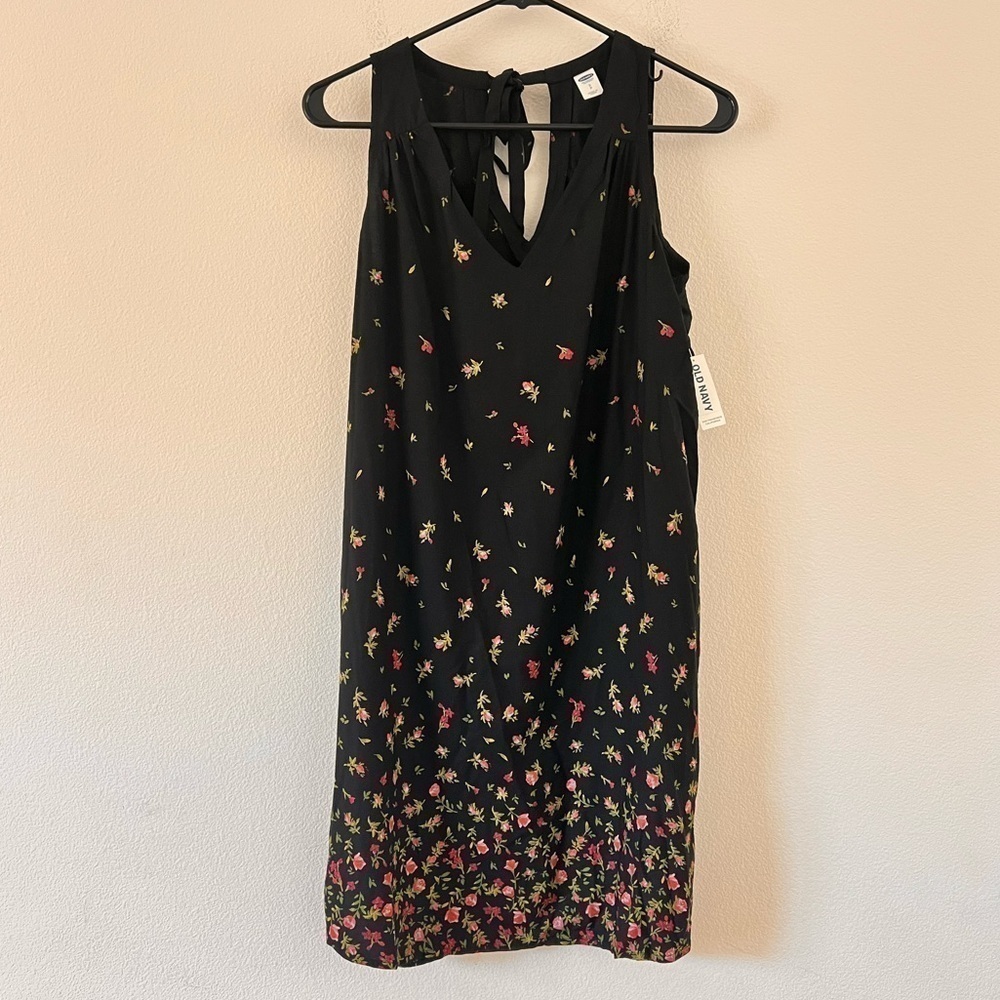 NWT Old Navy Sleeveless Black Pink Floral Rose Shift Tie Back Dress Size Small